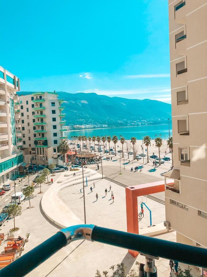 Mimi'S Beach Apartment Vlore Exterior photo
